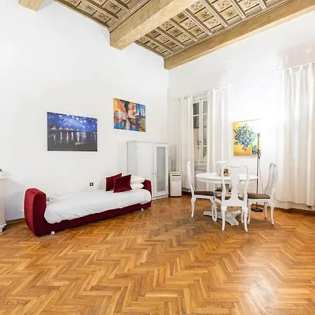 Centro Artistic Apartment *