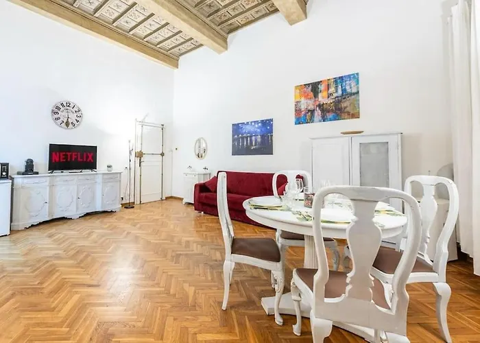 Centro Artistic Apartment